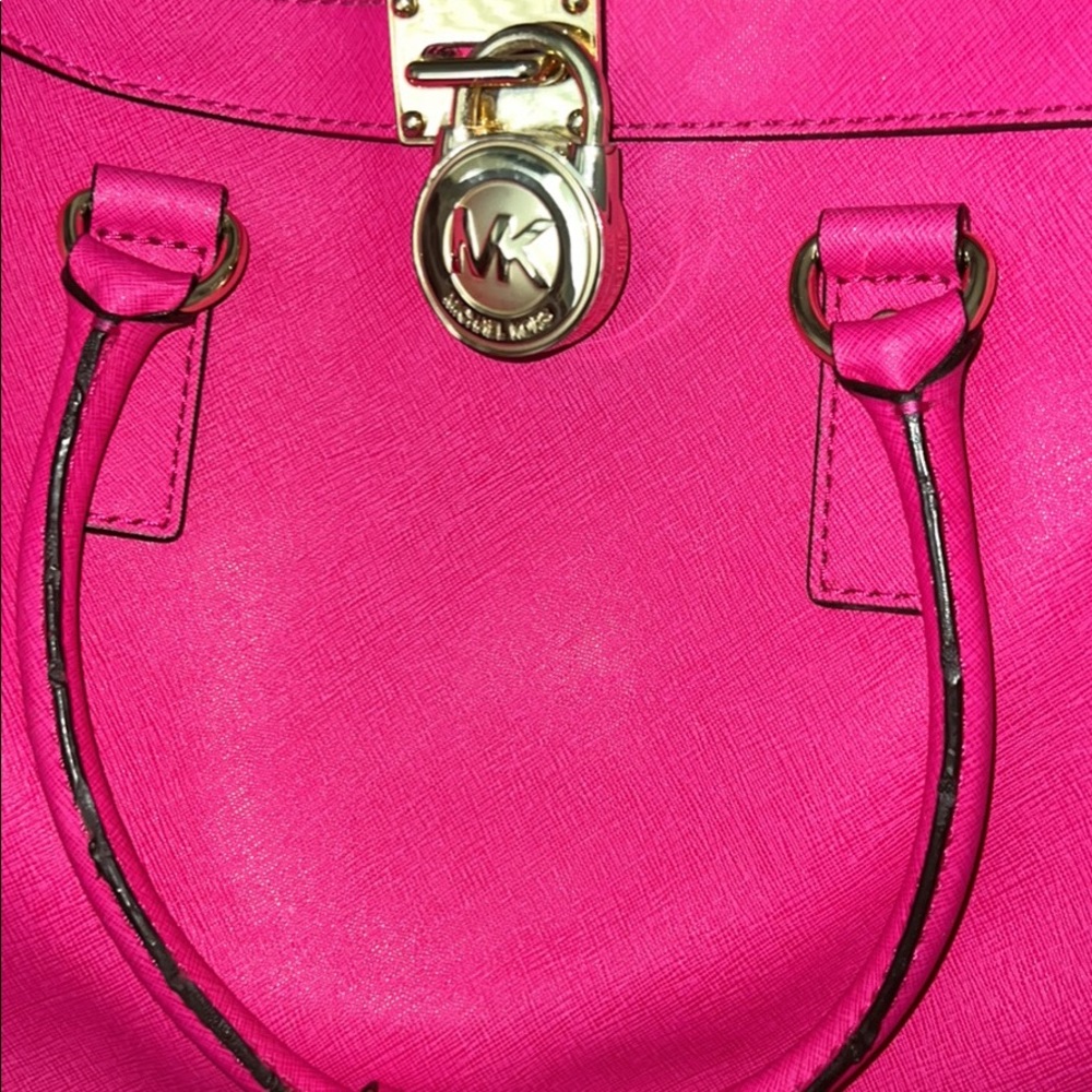 Michael kors got pink bag 14” tall 11” across bag is new